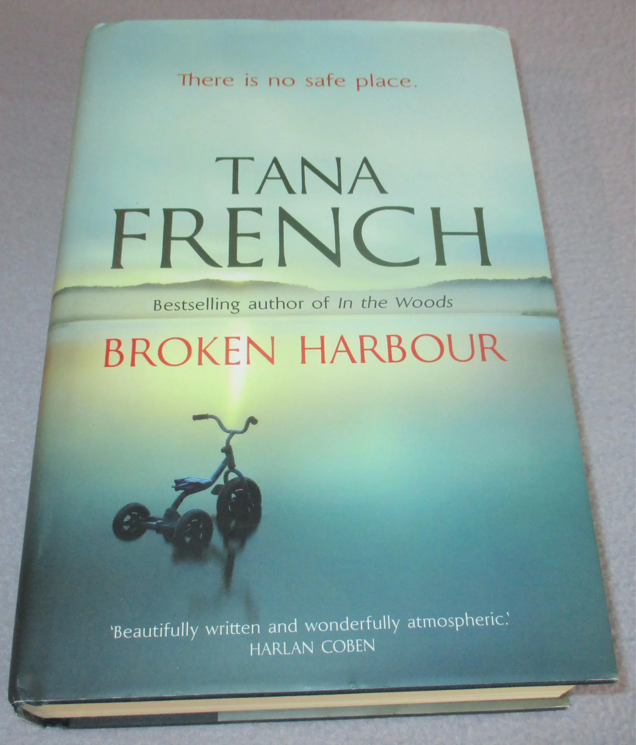 Broken Harbour by Tana French3